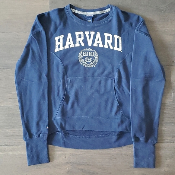 ๐ HOST PICK ๐ Harvard University Cotton Sweatshirt - Picture 13 of 16